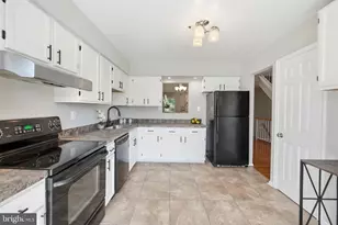7840 Somerset Ct, Greenbelt, MD 20770 - Photo 7
