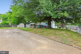 605 Hedgeleaf Ave, Capitol Heights, MD 20743 - Photo 5