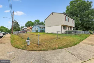 605 Hedgeleaf Ave, Capitol Heights, MD 20743 - Photo 3