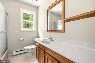 12404 Wallace Ln, Upper Marlboro, MD 20772 - Photo 19