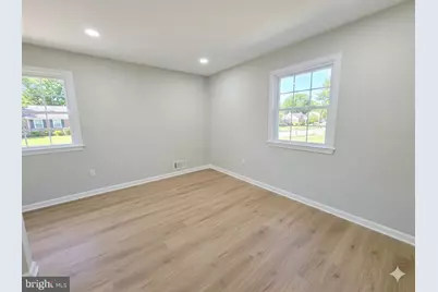 5001 Iroquois Street, College Park, MD 20740 - Photo 7