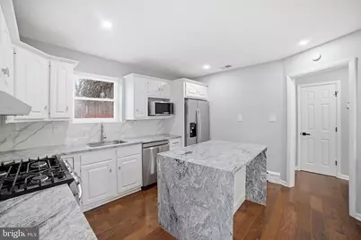 5001 Barto Avenue, Suitland, MD 20746 - Photo 9