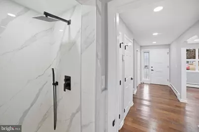 5001 Barto Avenue, Suitland, MD 20746 - Photo 15