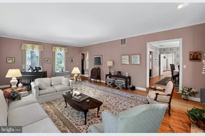 4407 Holly Hill Road, Hyattsville, MD 20782 - Photo 11