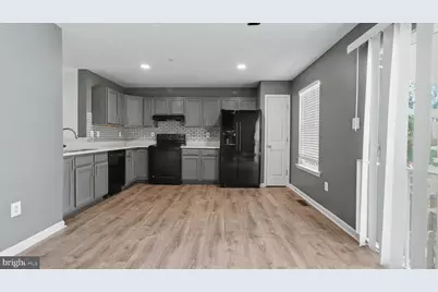 902 Vauxhall, Hyattsville, MD 20785 - Photo 5