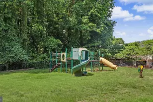 902 Vauxhall, Hyattsville, MD 20785 - Photo 31