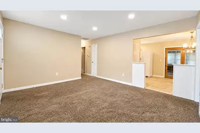 4409 Bishopmill Drive, Upper Marlboro, MD 20772 - Photo 3