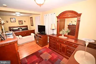 5528 Helmont Dr, Oxon Hill, MD 20745 - Photo 15