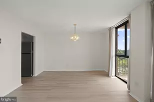 6100 Westchester Park Dr, College Park, MD 20740 - Photo 9