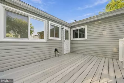 4304 Karen Street, Suitland, MD 20746 - Photo 17