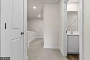 10700 Meridian Hill Way, Upper Marlboro, MD 20772 - Photo 17