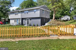 1911 Ray Leonard Rd, Landover, MD 20785 - Photo 5