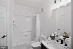 2001 Connor Ct, Bowie, MD 20721 - Photo 19