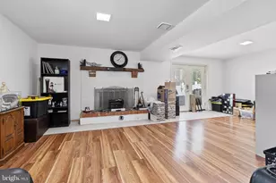 8623 Park Ave, Bowie, MD 20720 - Photo 25