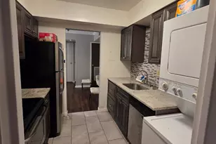 6998 Hanover Pkwy, Greenbelt, MD 20770 - Photo 11