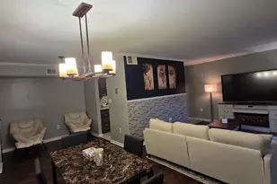 6998 Hanover Pkwy, Greenbelt, MD 20770 - Photo 5