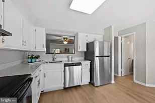 14810 Ashford Pl, Laurel, MD 20707 - Photo 5