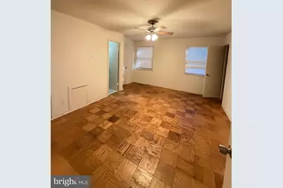 5902 Westchester Park Drive, College Park, MD 20740 - Photo 9