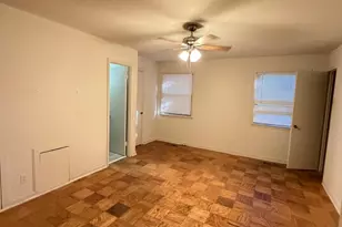 5902 Westchester Park Dr, College Park, MD 20740 - Photo 9