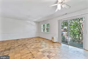 5902 Westchester Park Dr, College Park, MD 20740 - Photo 7
