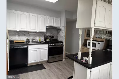 8437 Greenbelt Road #8437-202, Greenbelt, MD 20770 - Photo 3