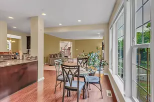 2805 Trotter Park Ln, Lanham, MD 20706 - Photo 13