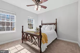 4210 Talmadge Cir, Suitland, MD 20746 - Photo 21