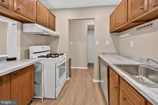 6800 Westchester Ct, Temple Hills, MD 20748 - Photo 9