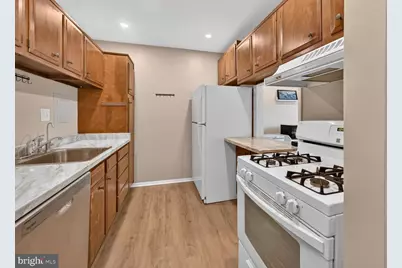 6800 Westchester Court, Temple Hills, MD 20748 - Photo 7