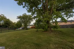 11312 Old Fort Rd, Fort Washington, MD 20744 - Photo 13