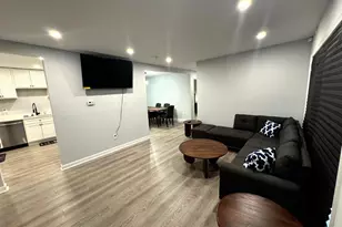 5303 55th Pl, Riverdale, MD 20737 - Photo 9