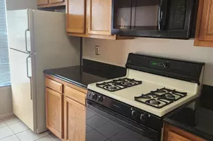 8941 Town Center Cir, Upper Marlboro, MD 20774 - Photo 7