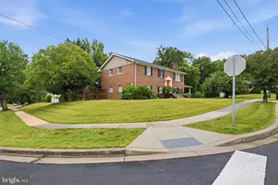 7813 Locris Ct, Upper Marlboro, MD 20772 - Photo 3