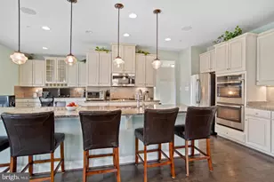 14202 Bentley Park Dr, Laurel, MD 20707 - Photo 21