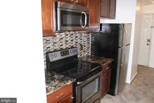 9716 Lake Pointe Ct, Upper Marlboro, MD 20774 - Photo 11