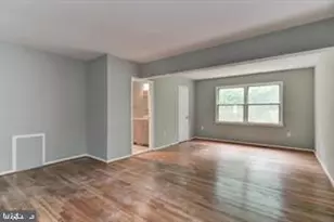 12702 North Point Ln, Laurel, MD 20708 - Photo 9