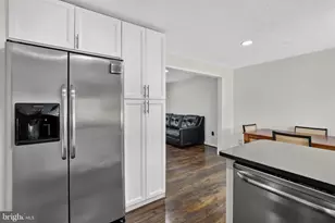 8409 Locust Grove Dr, Laurel, MD 20707 - Photo 17
