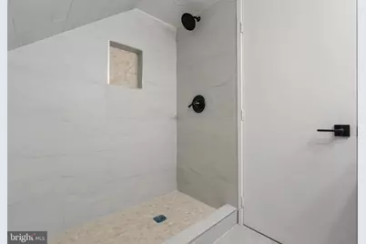 3706 Longfellow Street, Hyattsville, MD 20782 - Photo 25