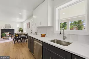 3706 Longfellow St, Hyattsville, MD 20782 - Photo 7