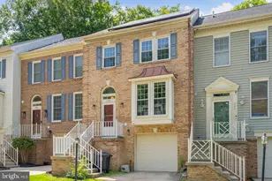 732 Streamside Dr, Bowie, MD 20721 - Photo 3