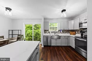 5939 Applegarth Pl, Capitol Heights, MD 20743 - Photo 13