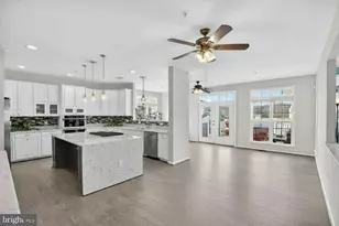 7406 White Plains Ln, Brandywine, MD 20613 - Photo 3