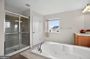 7406 White Plains Ln, Brandywine, MD 20613 - Photo 9
