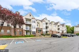 8921 Town Center Cir, Upper Marlboro, MD 20774 - Photo 31
