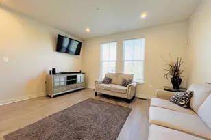 4637 Towne Park Rd, Suitland, MD 20746 - Photo 5