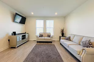 4637 Towne Park Rd, Suitland, MD 20746 - Photo 9