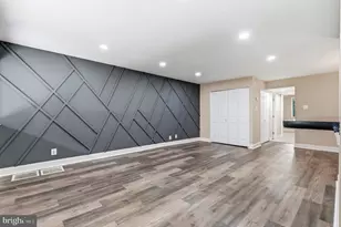 3906 Stone Gate Dr, Suitland, MD 20746 - Photo 3