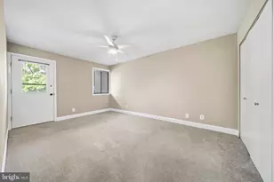 3906 Stone Gate Dr, Suitland, MD 20746 - Photo 13