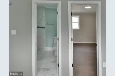 10 Bayou Avenue #(TOP FLOOR), Capitol Heights, MD 20743 - Photo 21