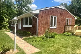 12405 Shafer Ln, Bowie, MD 20720 - Photo 3